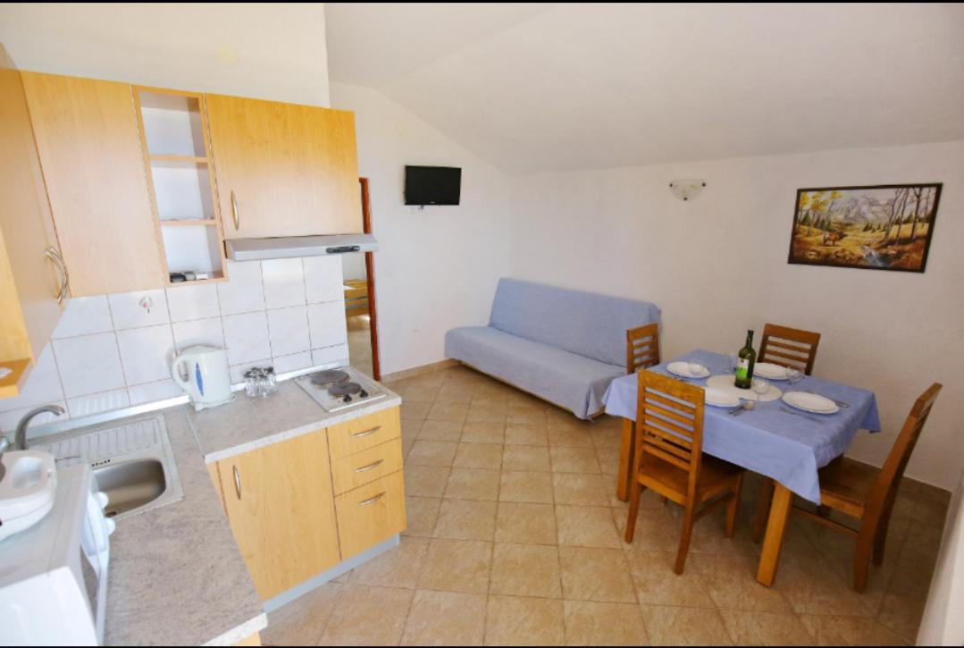 Apartmani Mirjana トゥリバニ・クルシサ エクステリア 写真